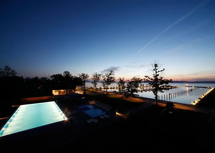 Bavaria Club בלטונללה